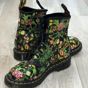 Doc Martens Boots Women’s Size 5 Style 1460 Black Floral Butterfly Shoe New!